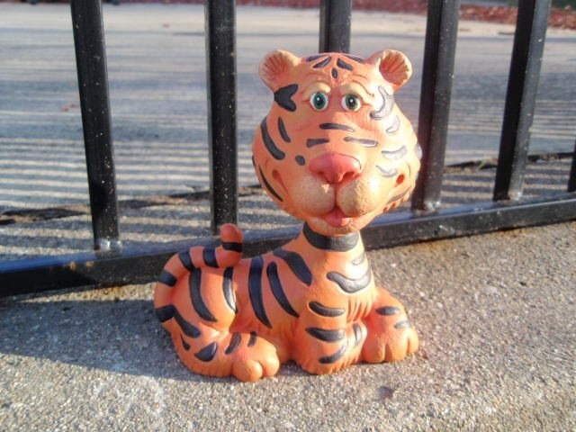 Ceramic Bisque - Tiger Bobble Head - Ceramic Tiger - DIY Ceramics - Bobblehead Tiger - Gifts under 15 - Valentine gift - Ready to paint