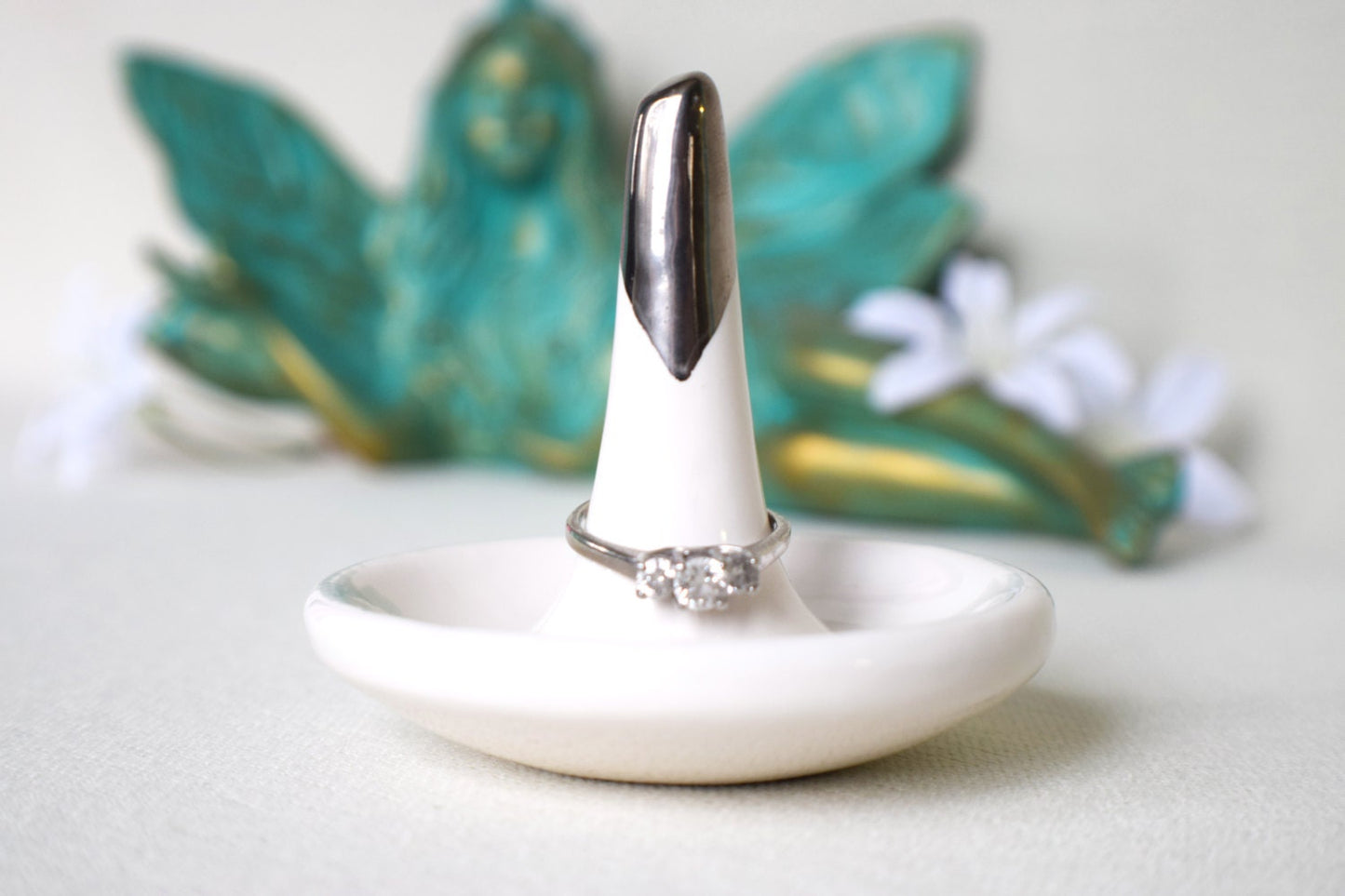 Ring holder - Ring Dish - Wedding Ring Holder - White and Silver ring holder - Mothers Day Gift Idea - Unique Wedding gift